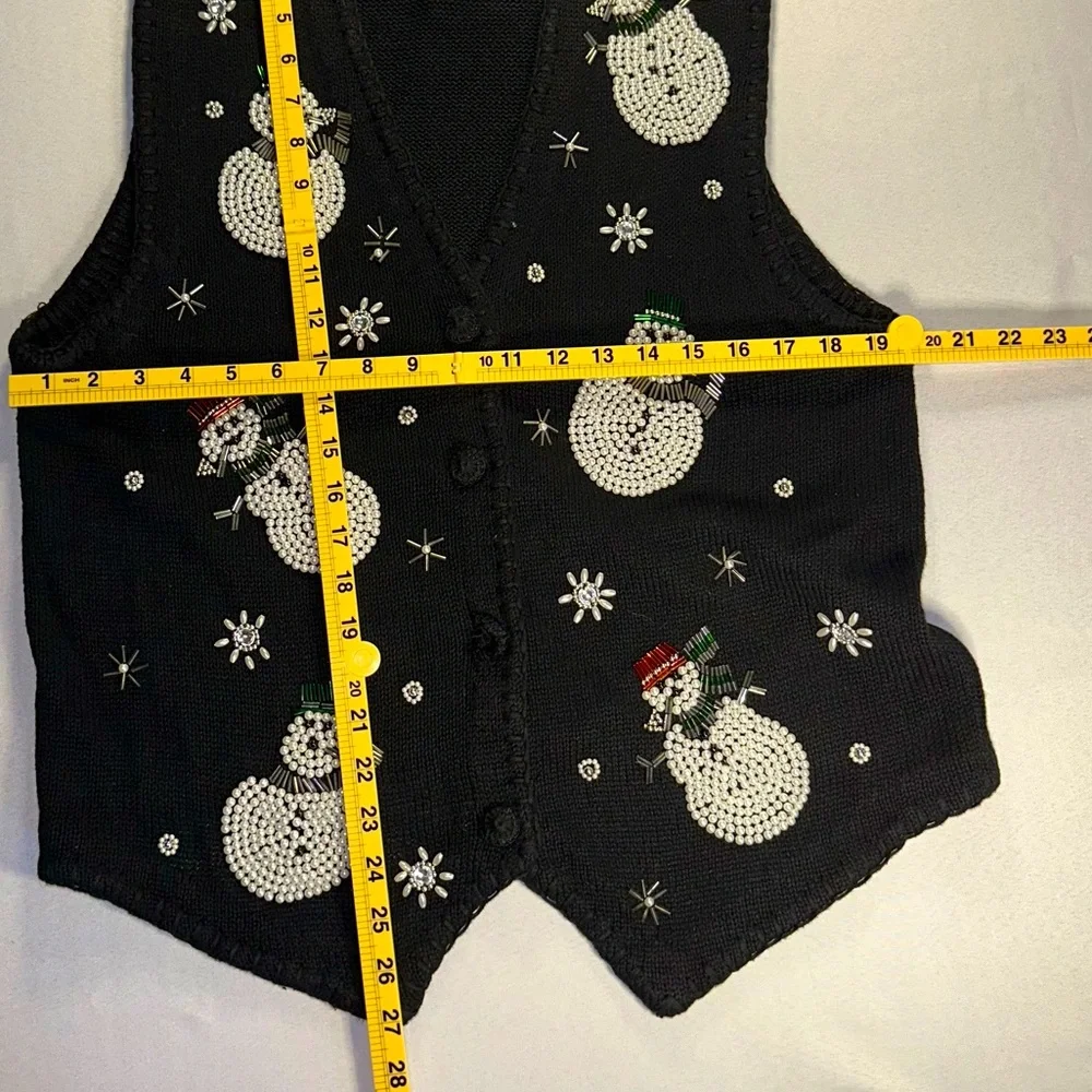 VICTORIA JONES • Vtg Christmas Vest Sweater Beaded Snowman Ugly Sweater Black Lg
